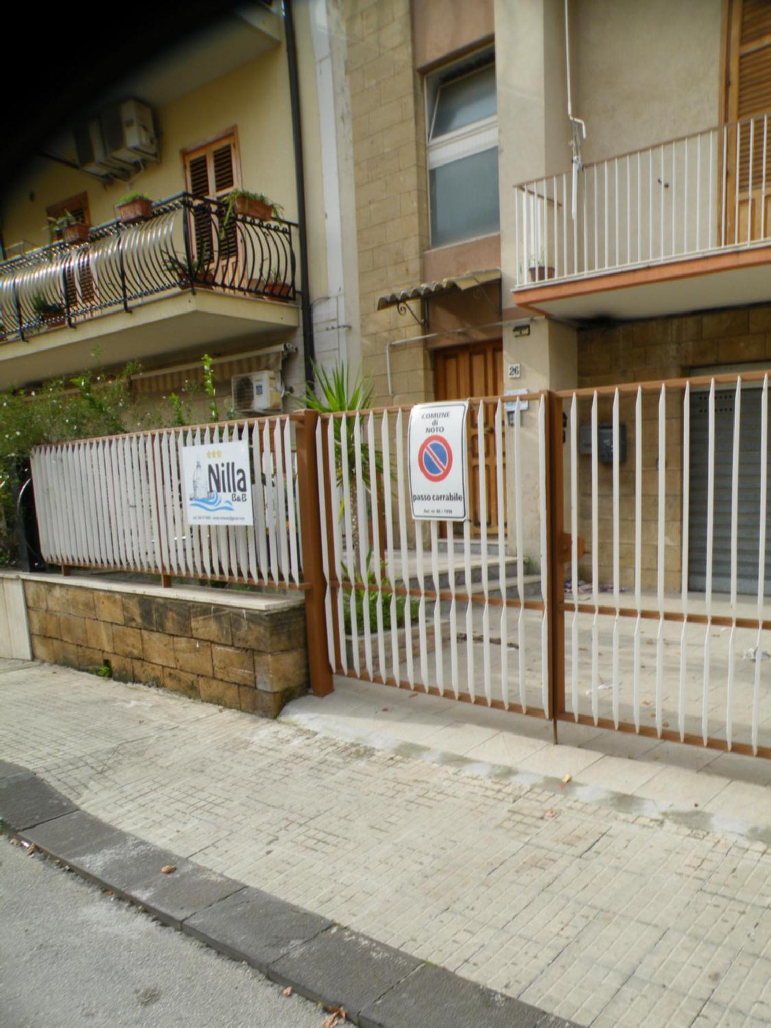 Bed and Breakfast Casa Nilla Noto Esterno foto