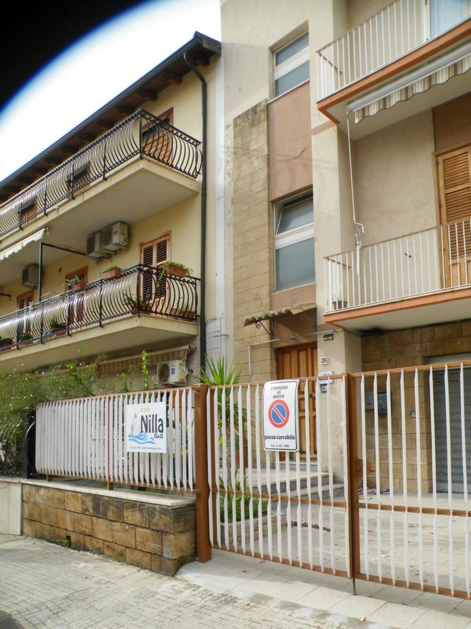 Bed and Breakfast Casa Nilla Noto Esterno foto